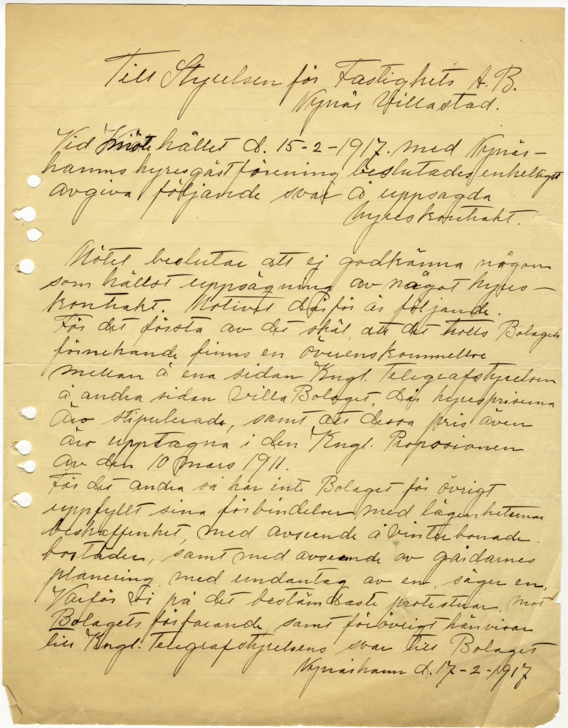 Handskrivet gammalt brev med snirklig handstil.